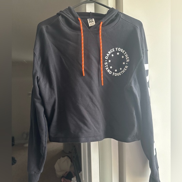 Zumbawear Dance Cropped Hoodie Size M - Picture 2 of 4